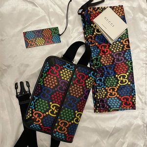 Gucci psychedelic cross body/ bum bag